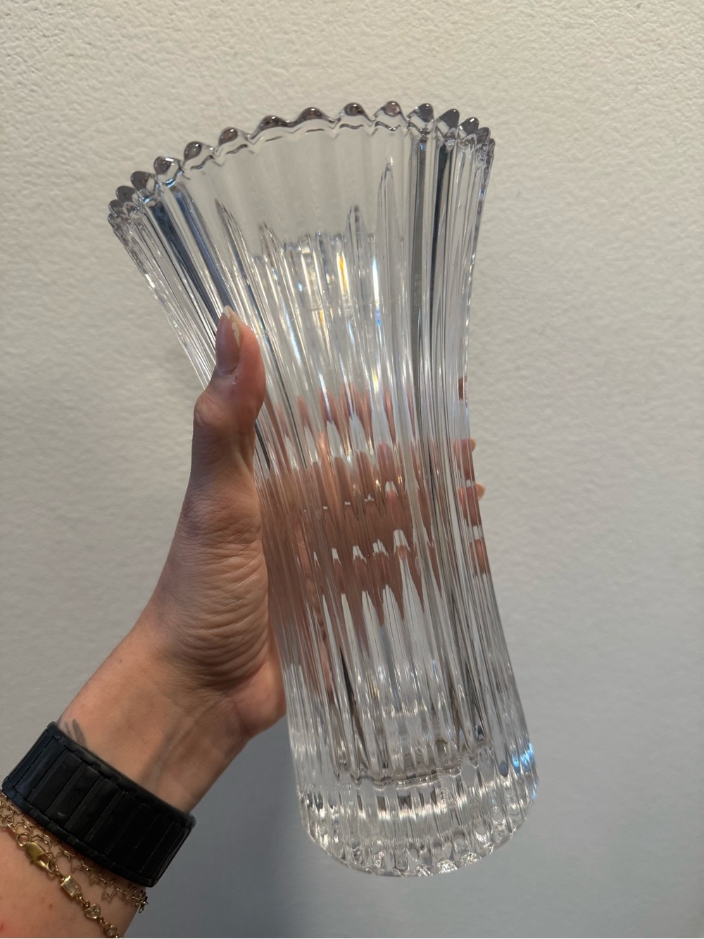 Vintage Japanese Crystal Ribbed Sawtooth Rim Vase